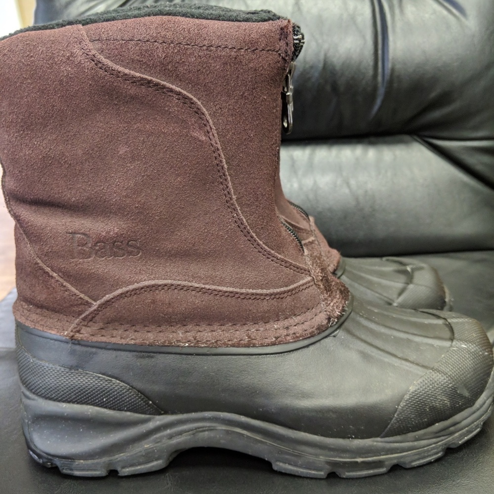 Men Bass Boots Used.